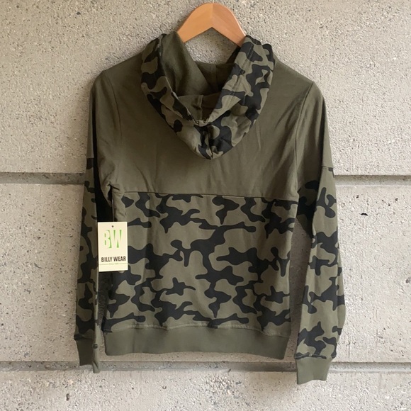 NWT Camo Youth Hoody Size M(12) - Picture 4 of 7